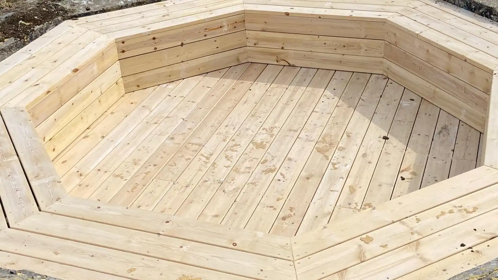 Altaner & Uteplatser